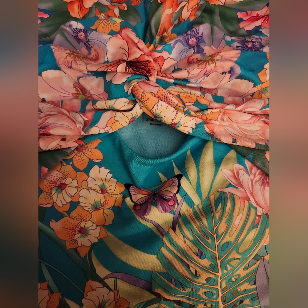 NWOT JOHNNY WAS FLORAL BUTTERFLY KEYHOLE HALTER TIE ONE-PIECE SWIM TROPICAL XS - Picture 5 of 10